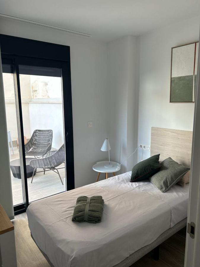 Apartamentos Breton 17 Suite Con Terraza Alicante Eksteriør billede