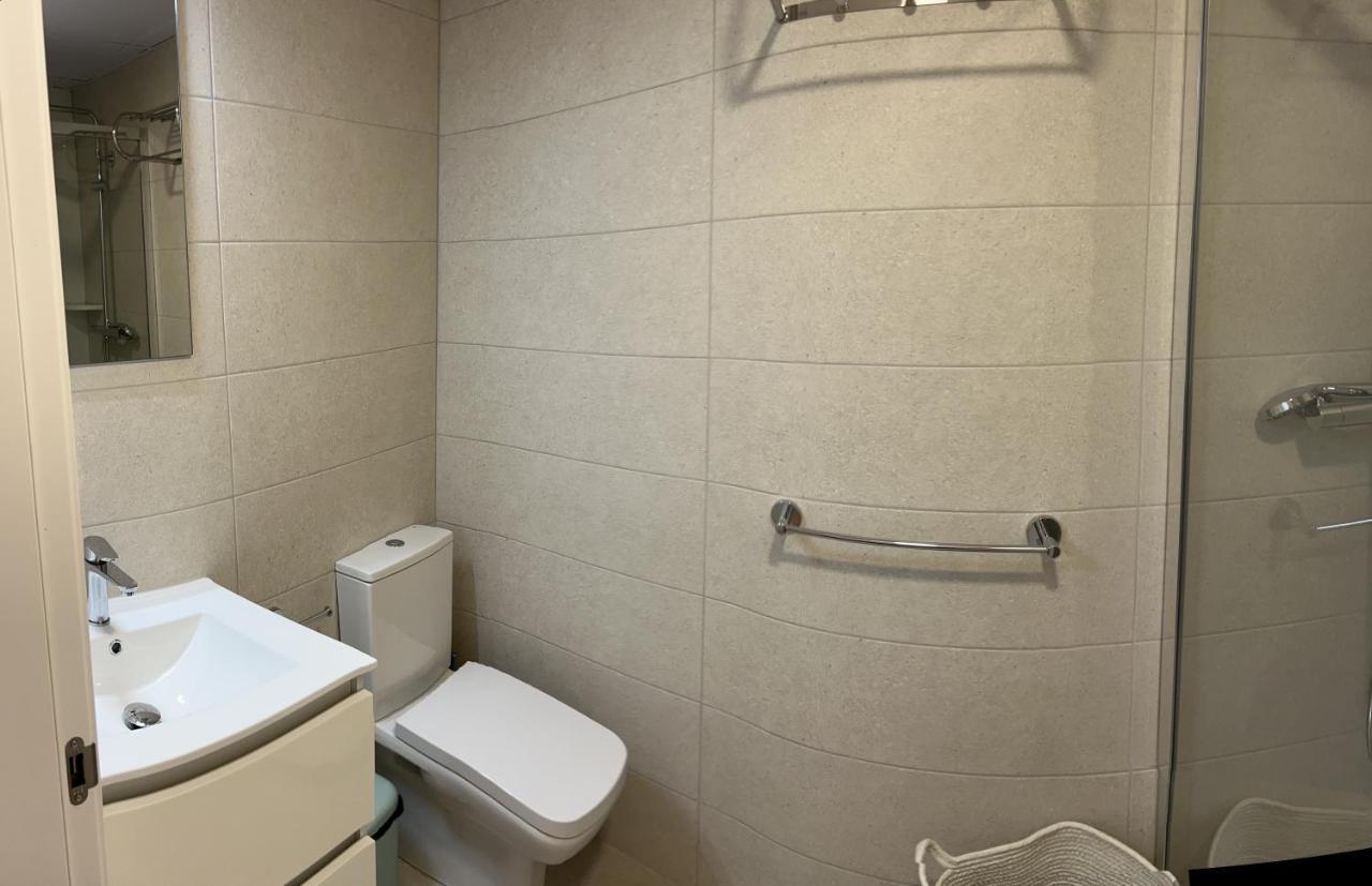 Apartamentos Breton 17 Suite Con Terraza Alicante Eksteriør billede